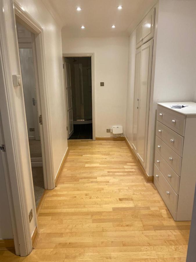 Cozy Two Bedroom Flat In The Heart Of London Exterior photo
