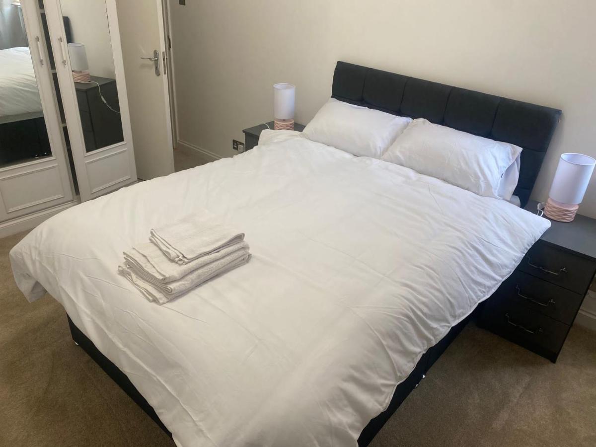 Cozy Two Bedroom Flat In The Heart Of London Exterior photo